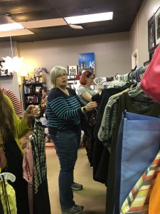 Clothes_Swap_browsing